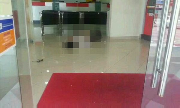 Guard Kills Man Trying To Rob Guard Kills Man Trying To Rob